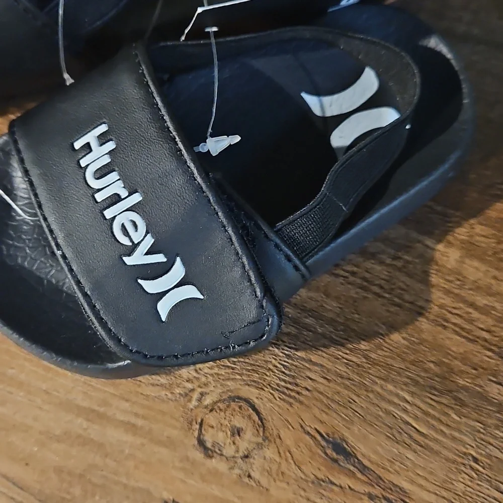 NEW! HURLEY Kid's Slide Sandals With Strap 6.